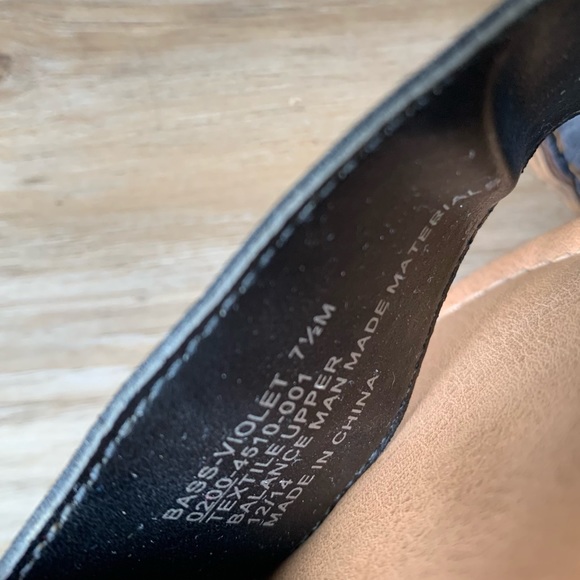 BASS “Violet” Flat Sandals Elastic Straps Comfort Flats Women’s Size 7.5 Shoes - Picture 10 of 12